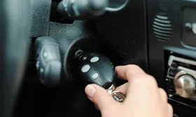 Amber Locksmith Store Valley Village, CA 818-738-7927 - Keys-locked-in-car