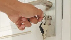 Amber Locksmith Store Valley Village, CA 818-738-7927 - Lock-and-key-service
